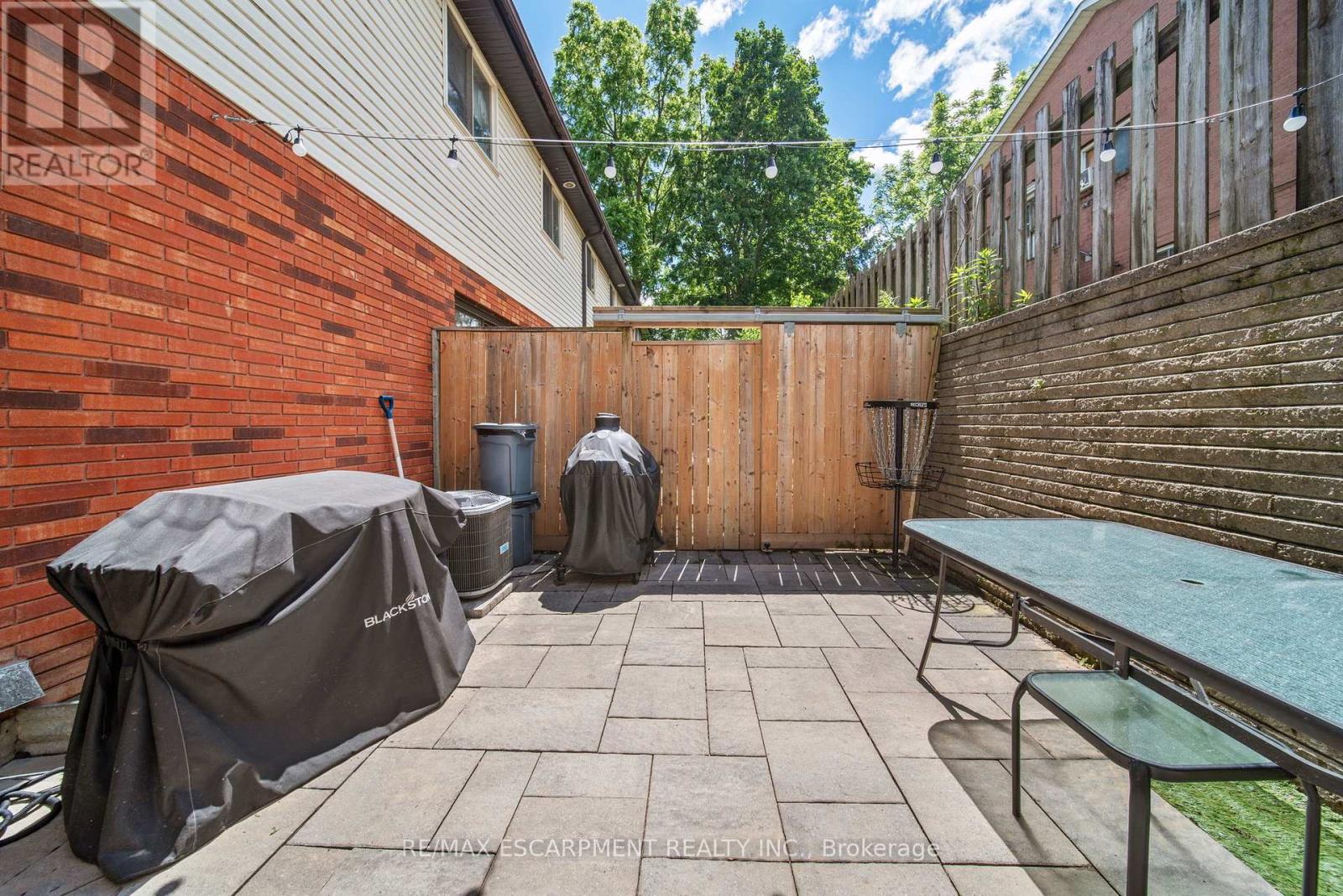 4 - 54 Argyle Street S Property Photo 30