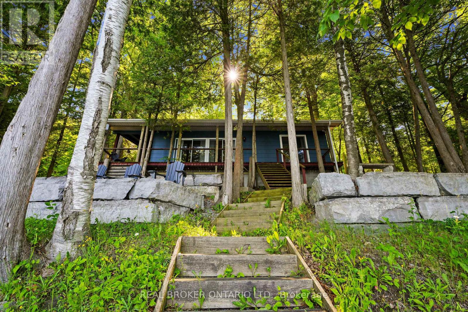 134 Fleming Bay Road Property Photo 1