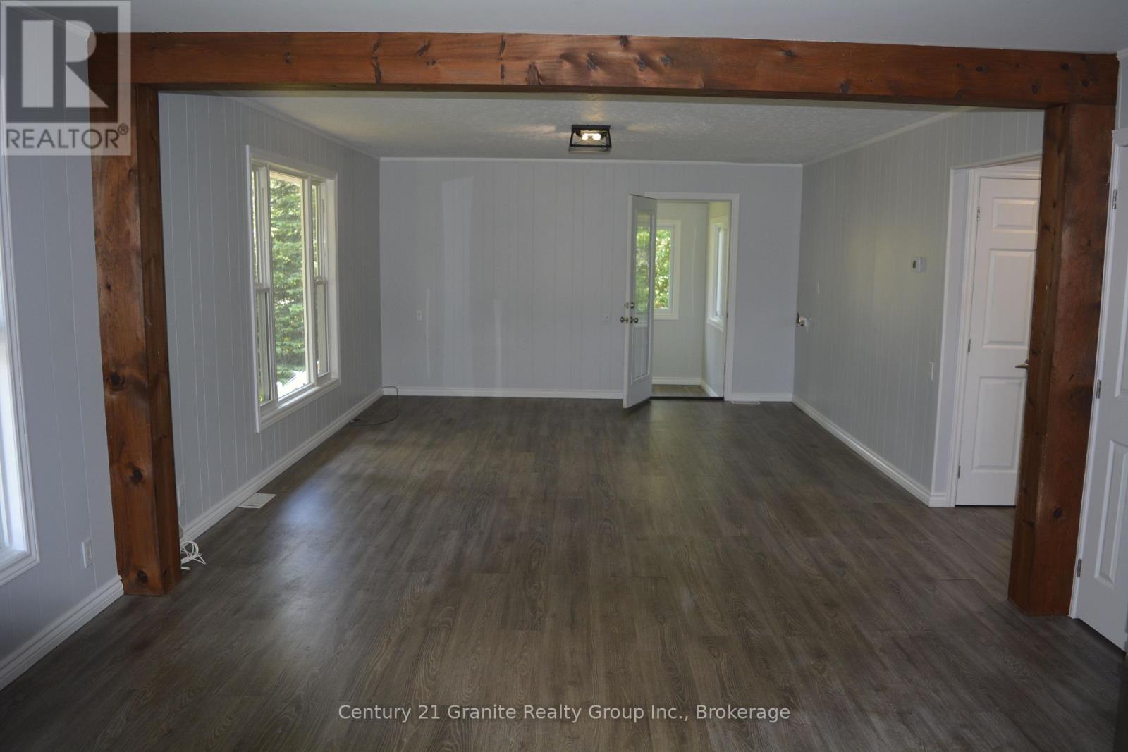 671 Hastings Street N Property Photo 19