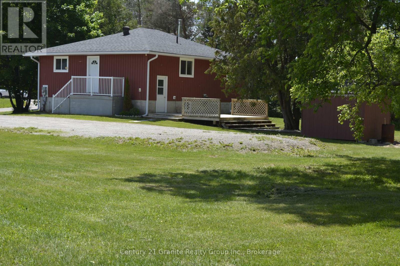671 Hastings Street N Property Photo 41