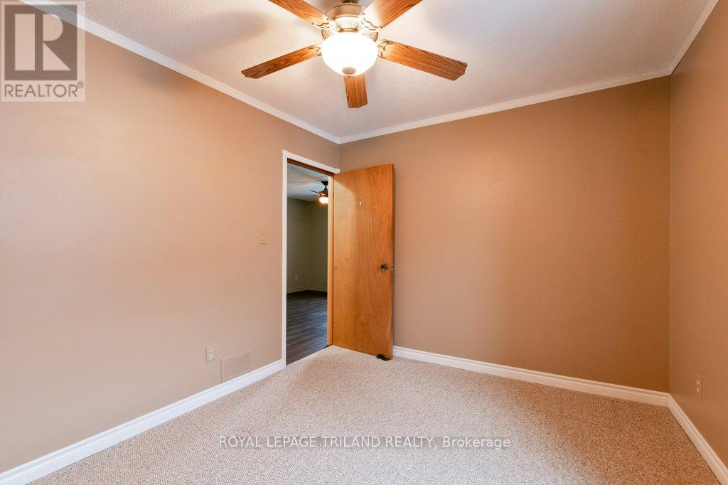 21 Mariam Street Property Photo 18