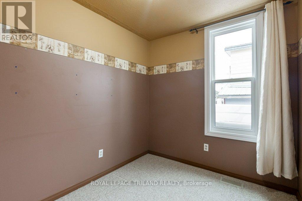 21 Mariam Street Property Photo 23