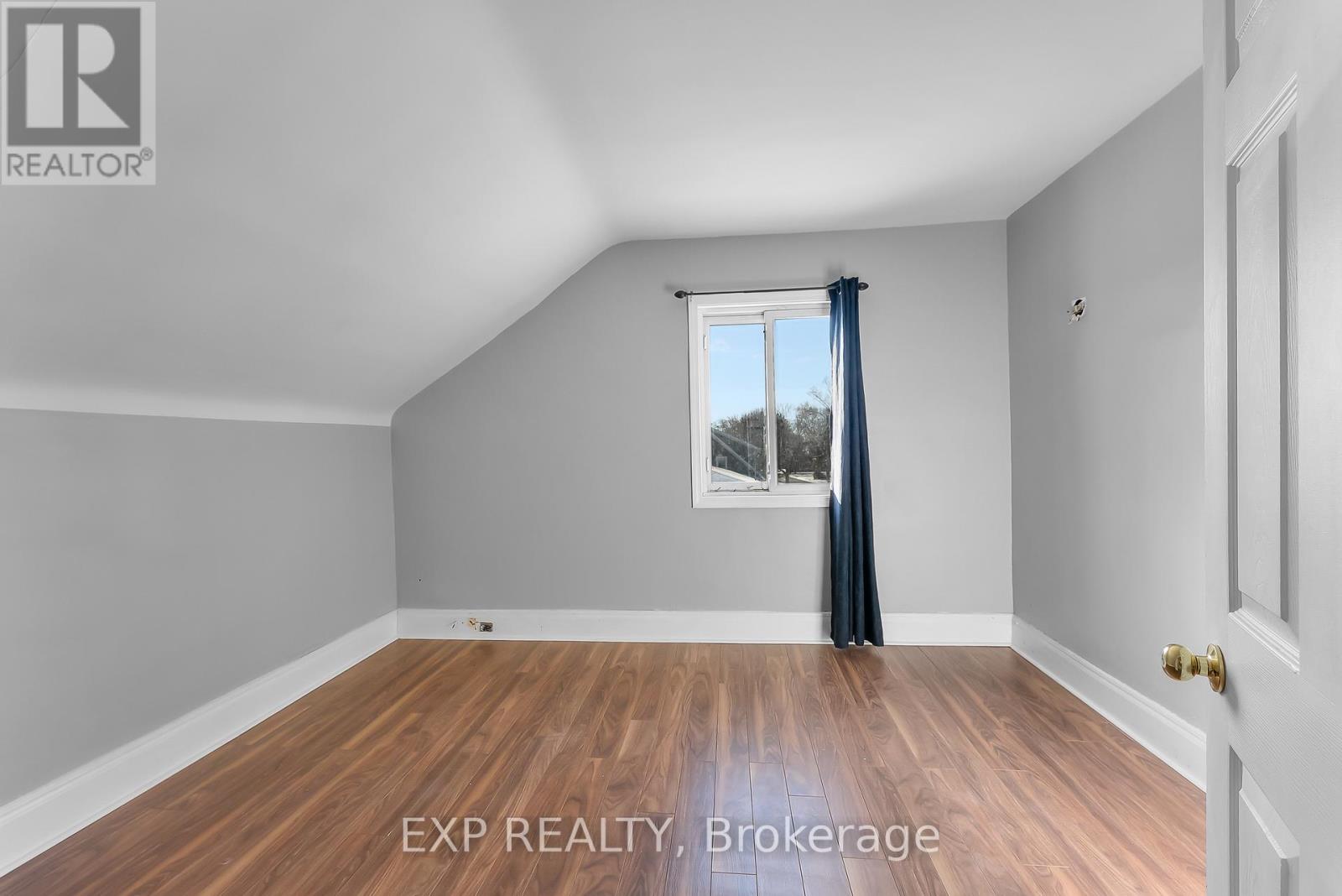 5932 Carlton Avenue Property Photo 15