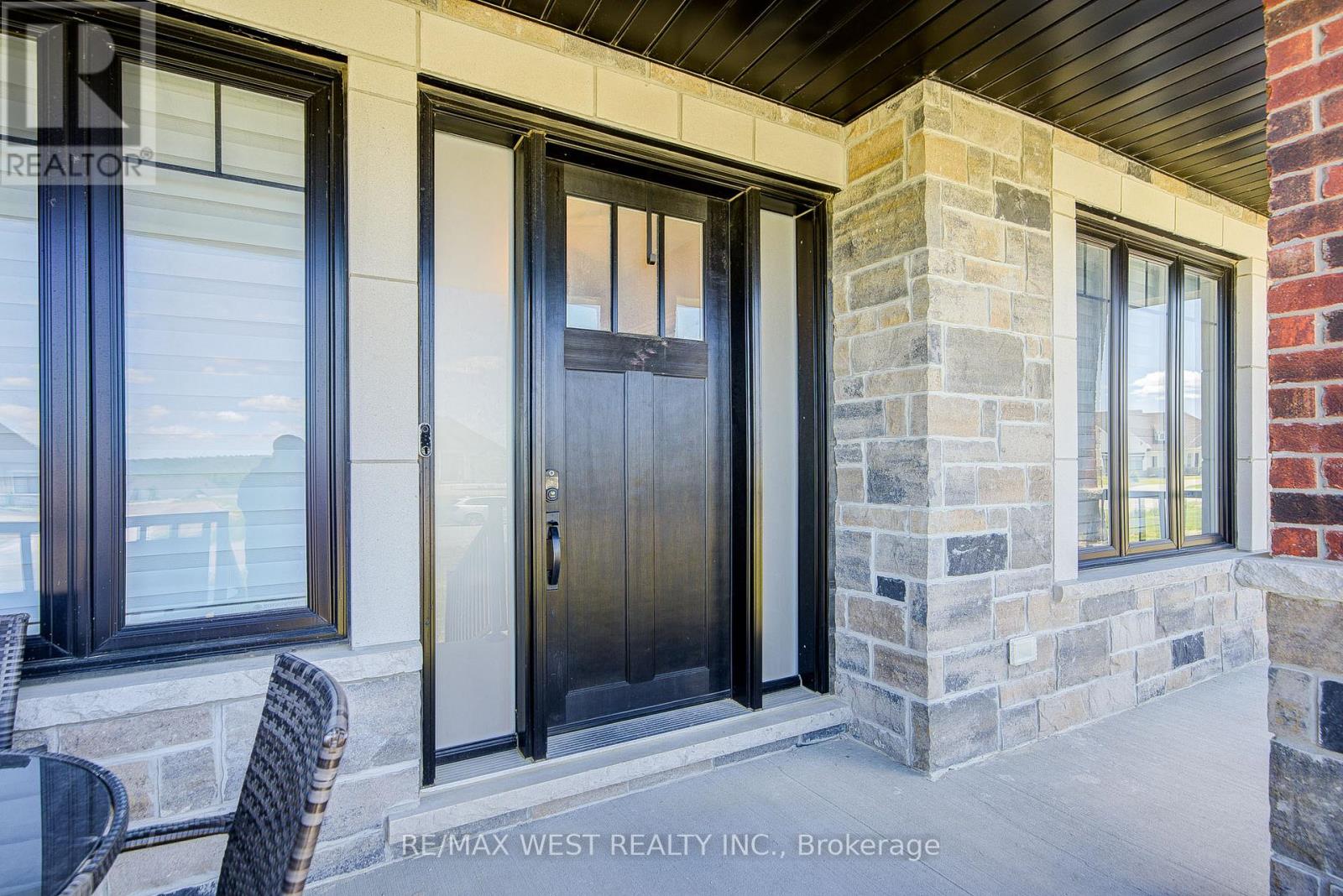 7 Horizon Court Property Photo 2