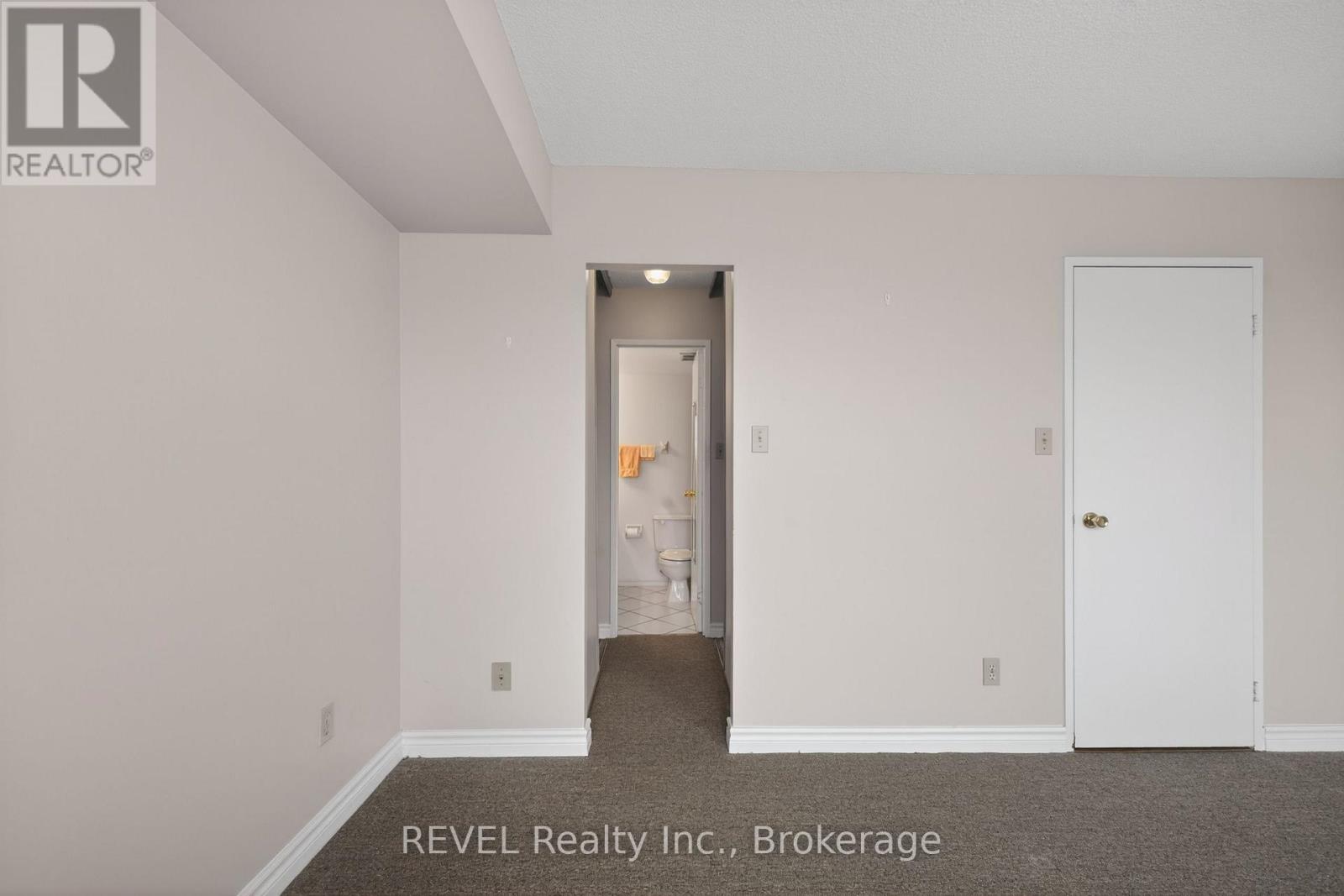 207 - 7 Gale Crescent Property Photo 19