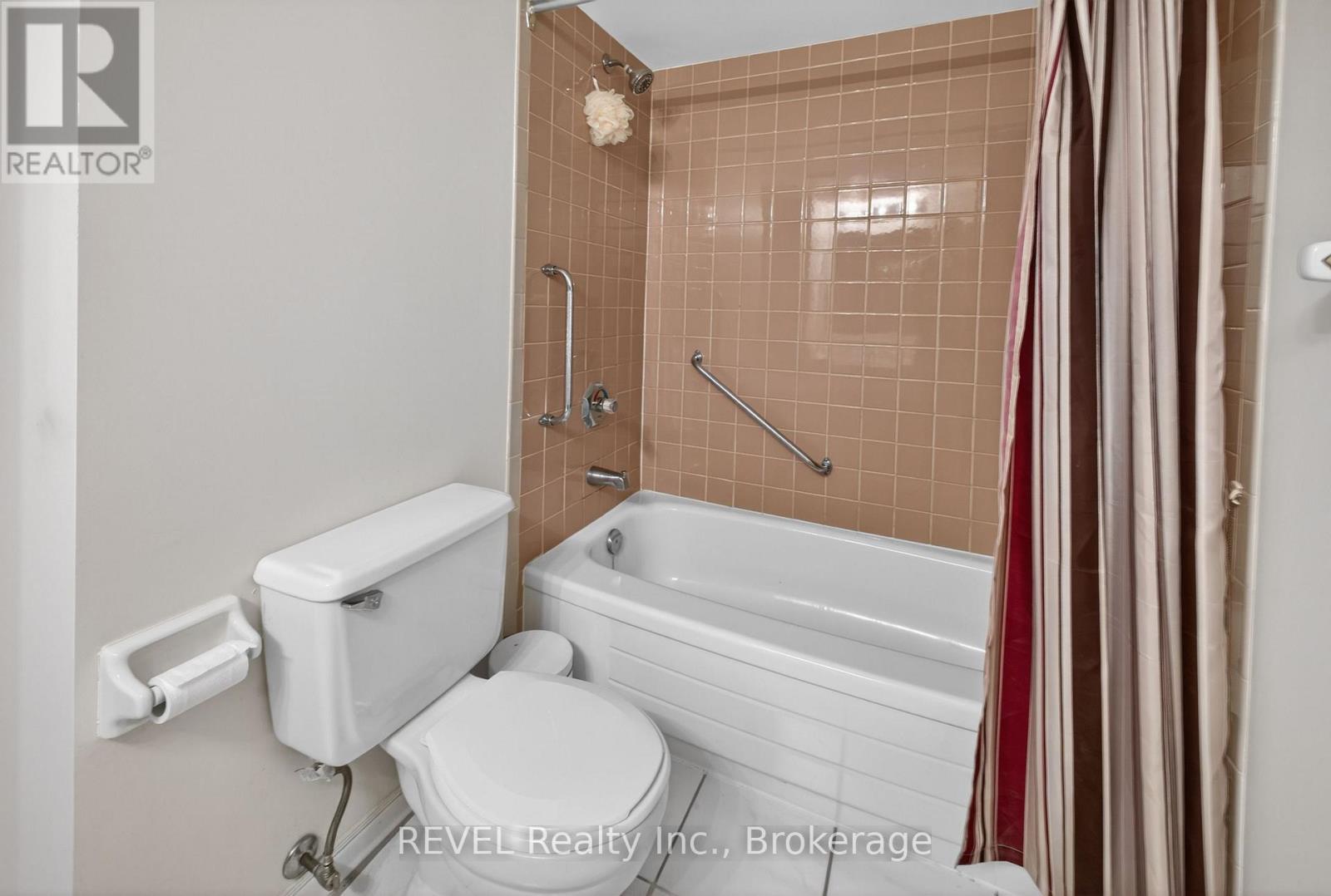 207 - 7 Gale Crescent Property Photo 23