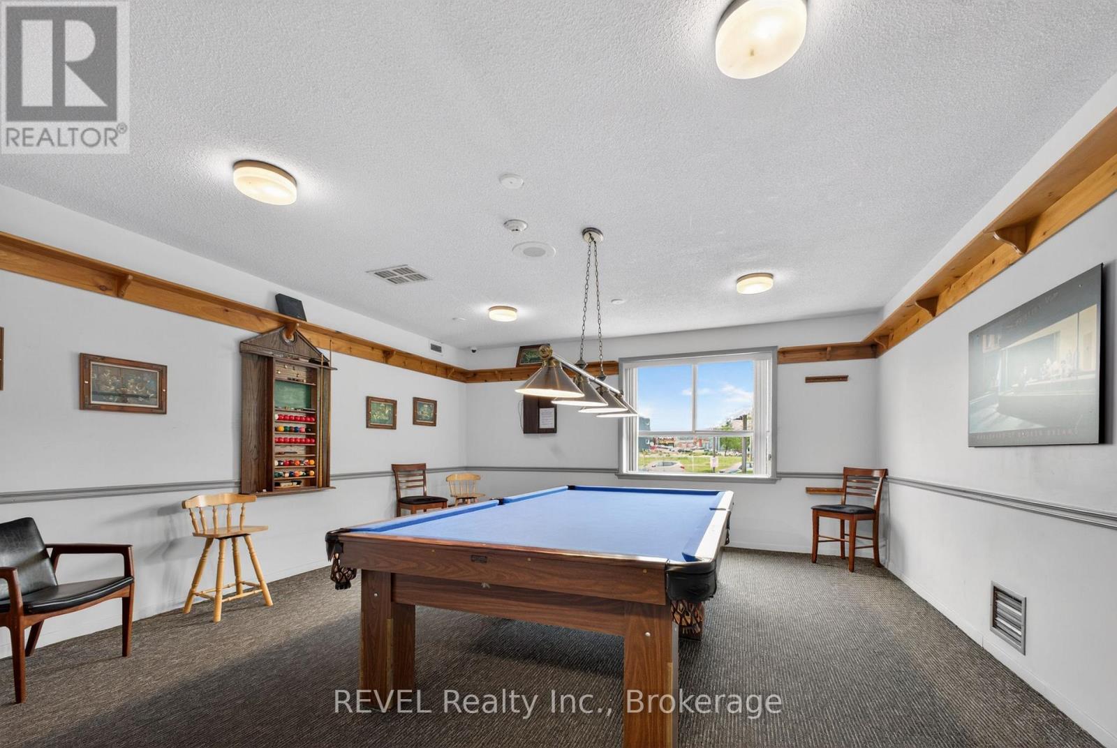 207 - 7 Gale Crescent Property Photo 32
