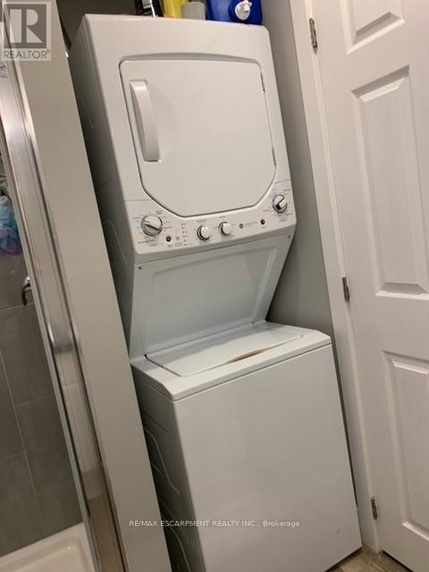 6 Howard Street Property Photo 9
