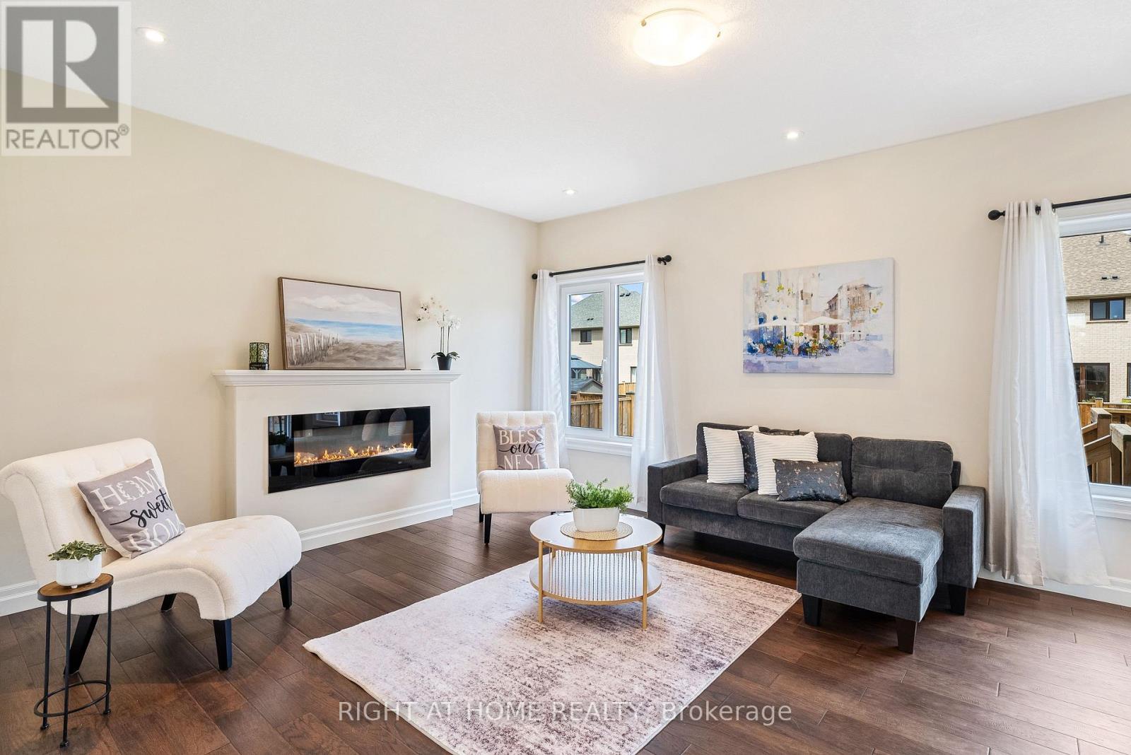 878 Zaifman Circle Property Photo 11