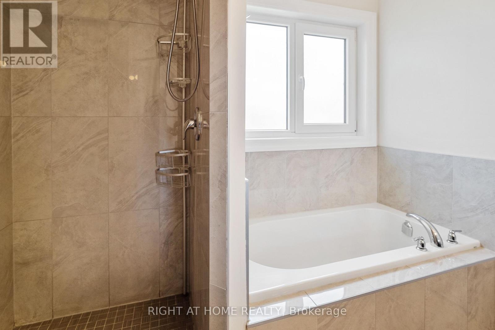 878 Zaifman Circle Property Photo 27