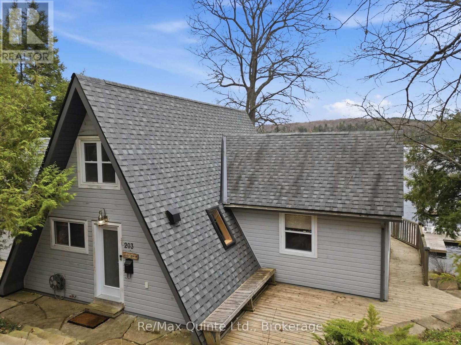 203 Faradale Drive Property Photo 4