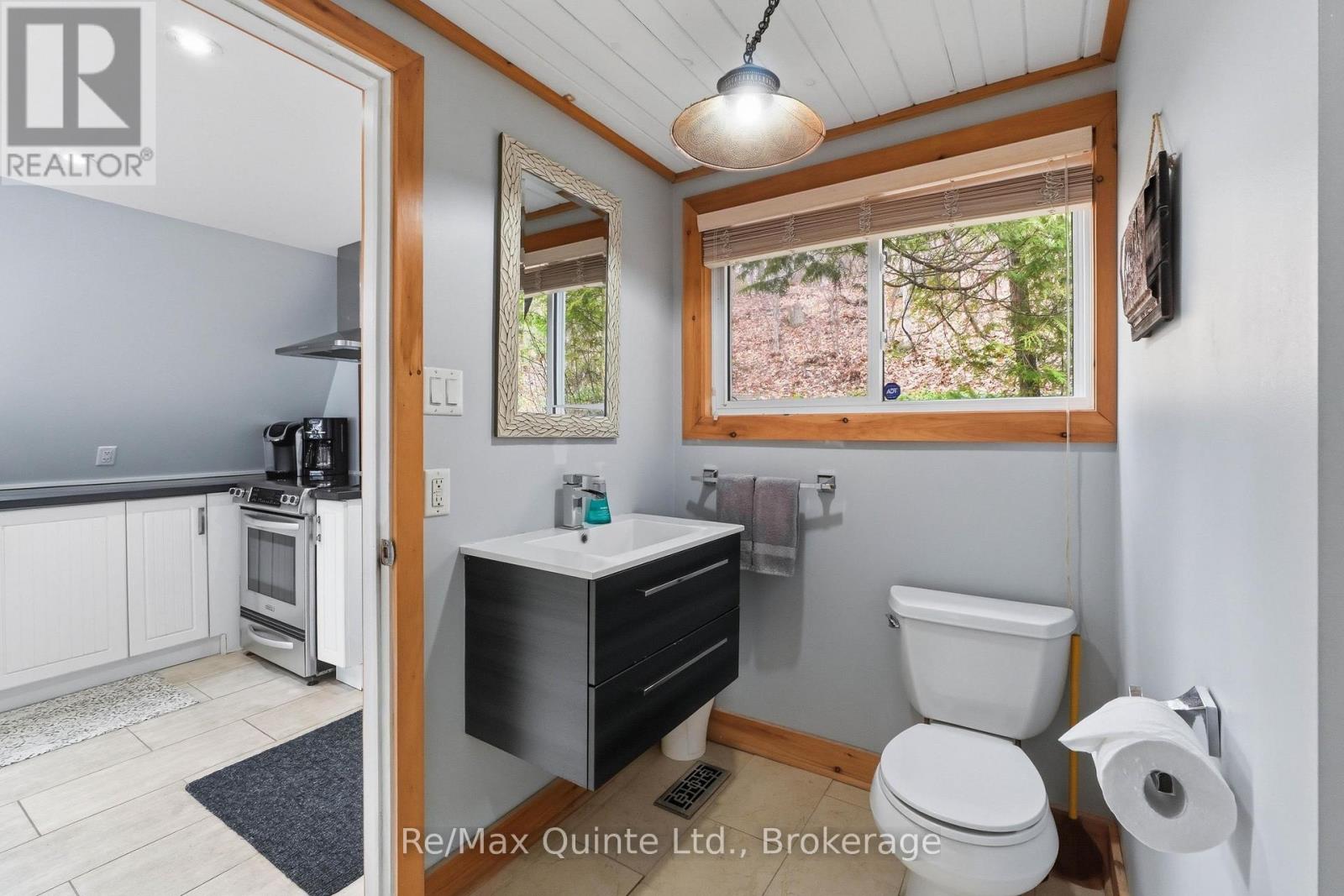 203 Faradale Drive Property Photo 15