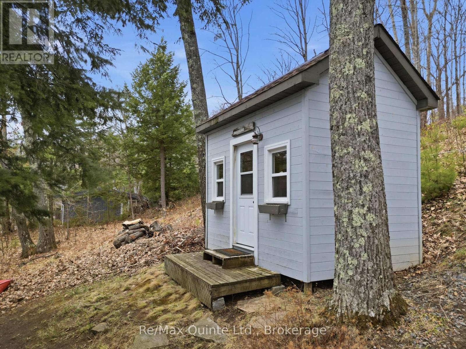 203 Faradale Drive Property Photo 27