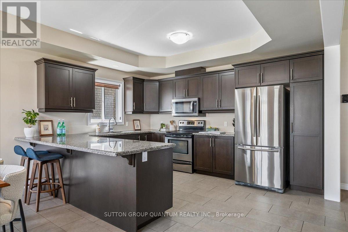 92 Garinger Crescent Property Photo 11