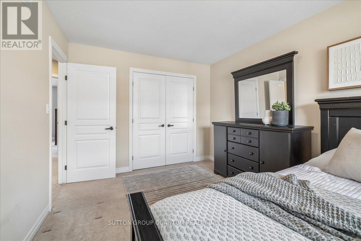 92 Garinger Crescent Property Photo 26