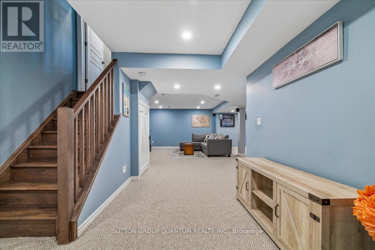 92 Garinger Crescent Property Photo 31