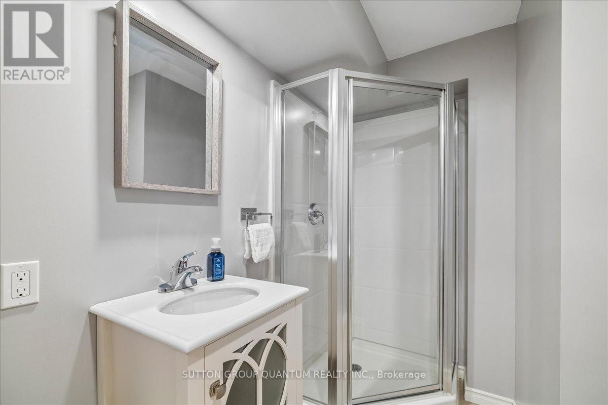 92 Garinger Crescent Property Photo 38