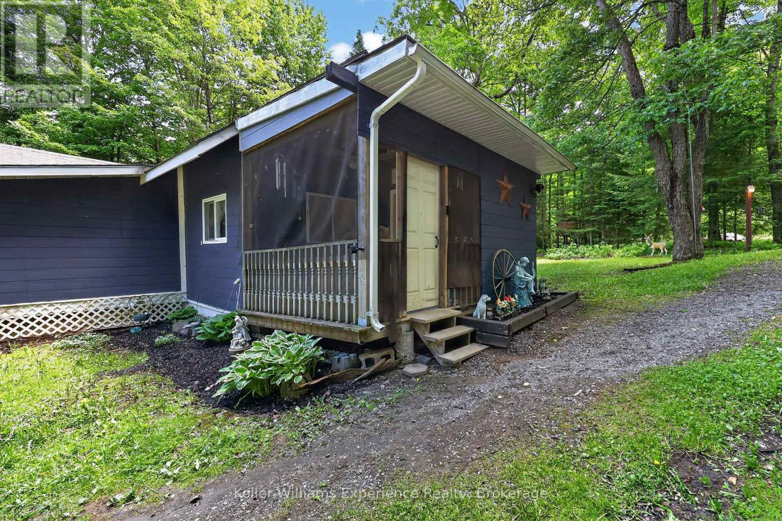 1133 Sherwood Forest Road Property Photo 7