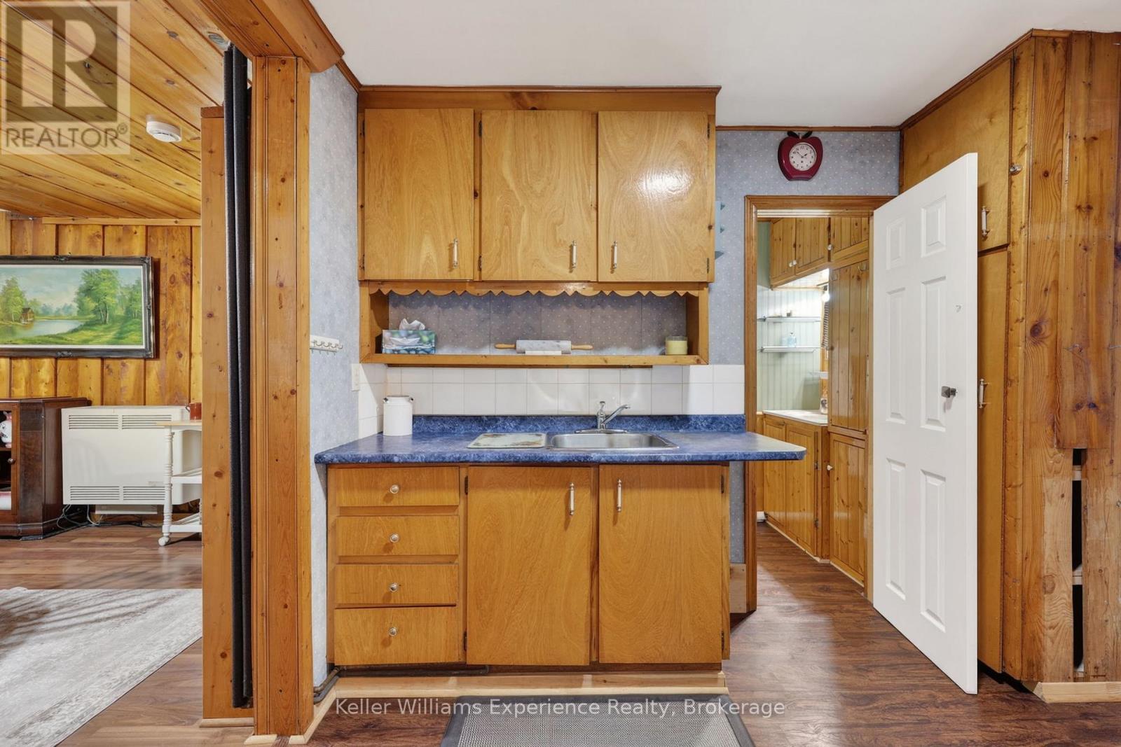1133 Sherwood Forest Road Property Photo 15
