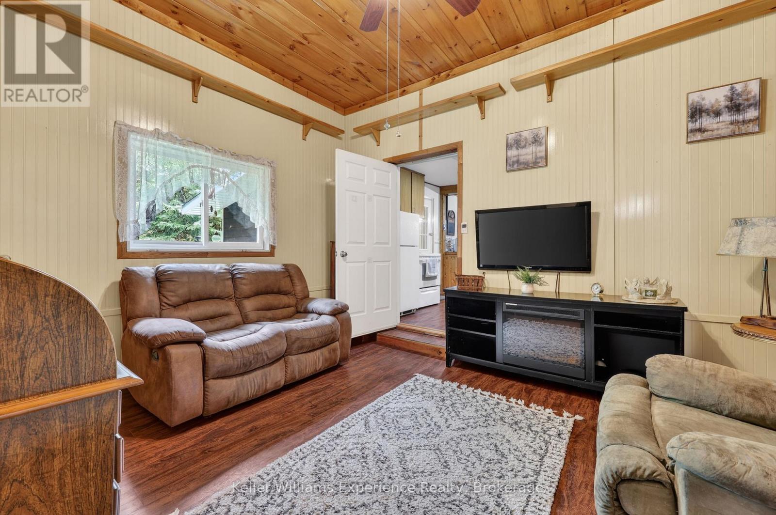 1133 Sherwood Forest Road Property Photo 18