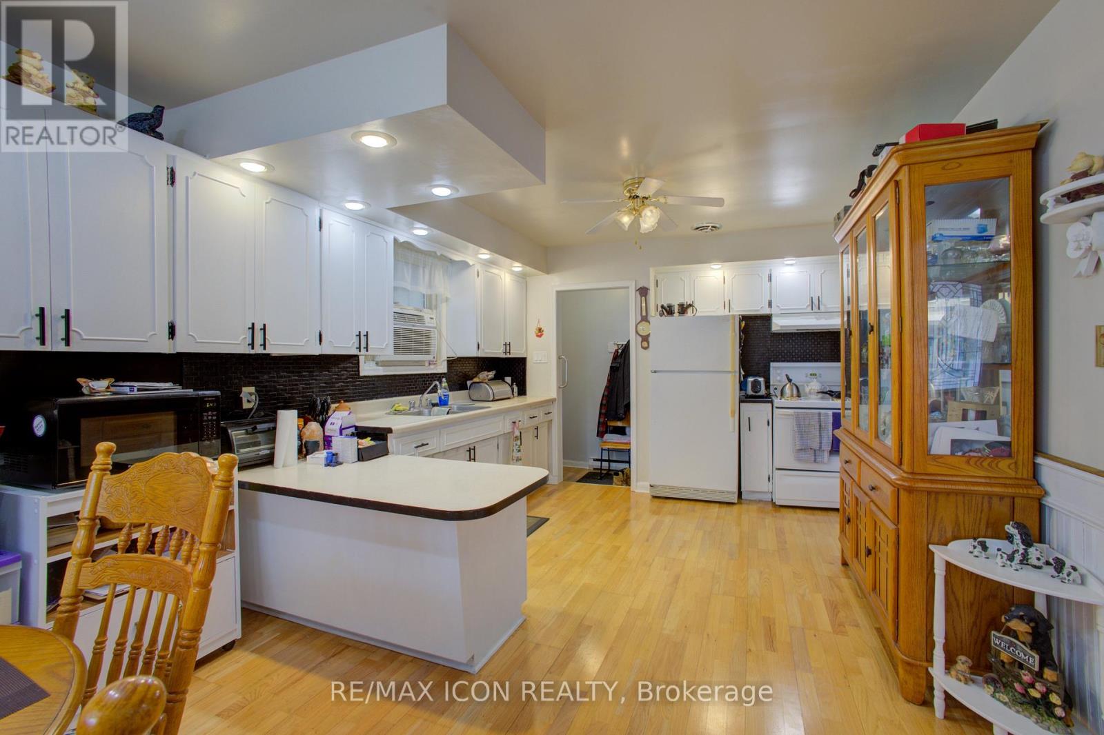 102 Byeland Drive Property Photo 13