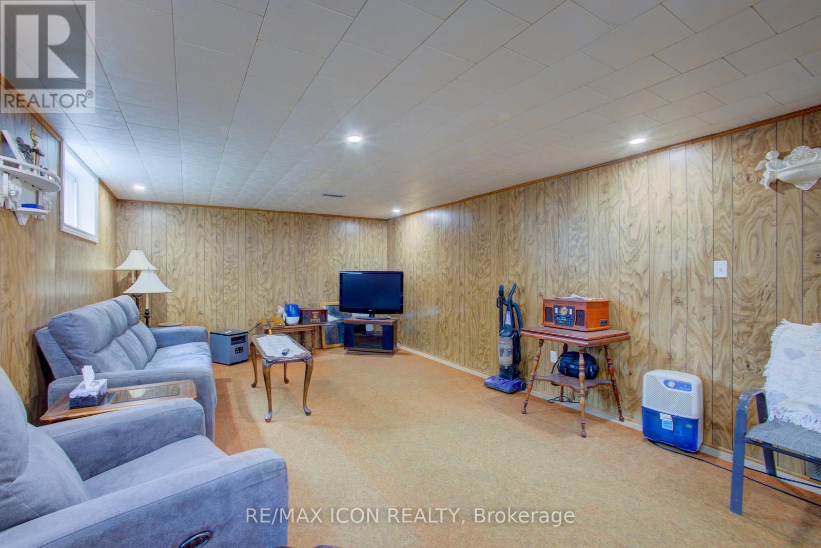 102 Byeland Drive Property Photo 27