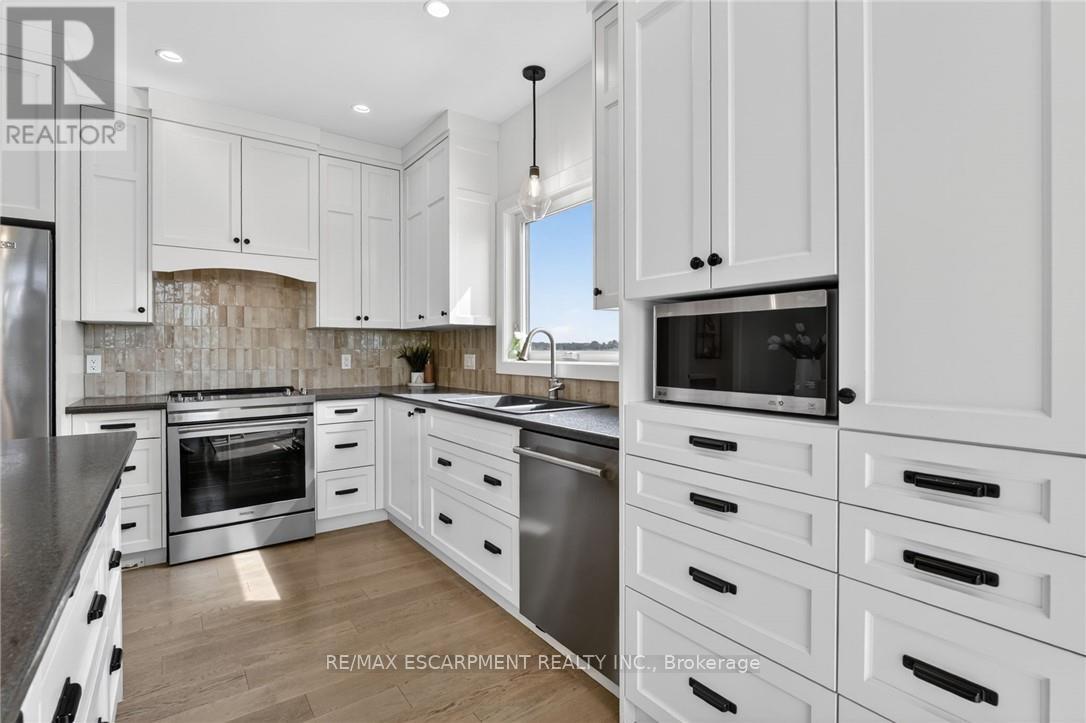 195 Victoria Avenue Property Photo 14