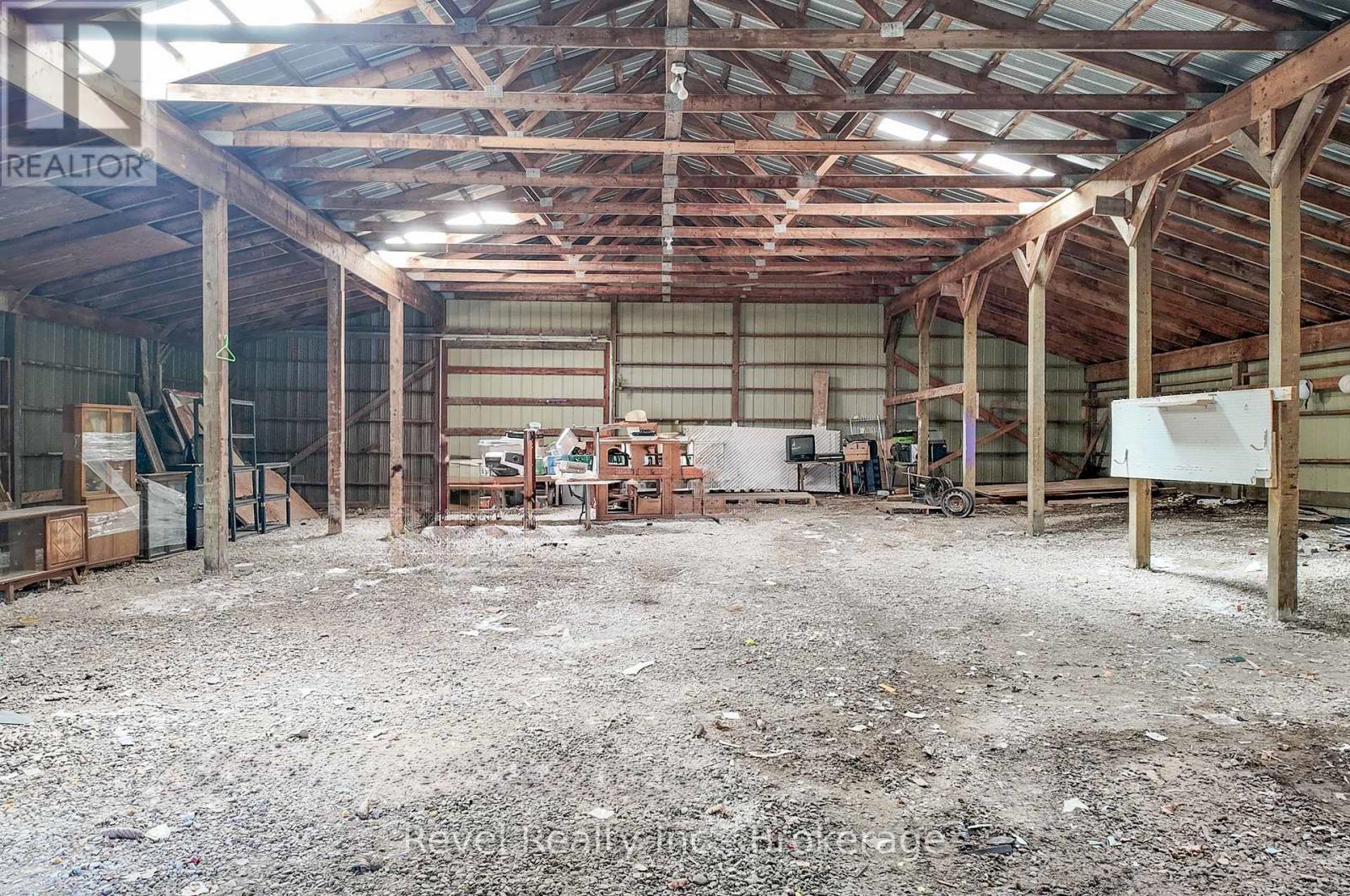 1718 Kirkfield Road Property Photo 11