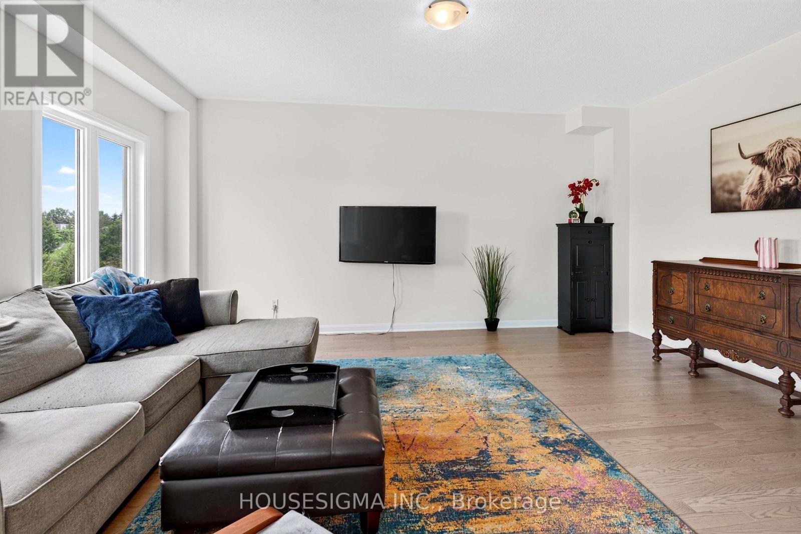 32 Oakmont Drive Property Photo 12