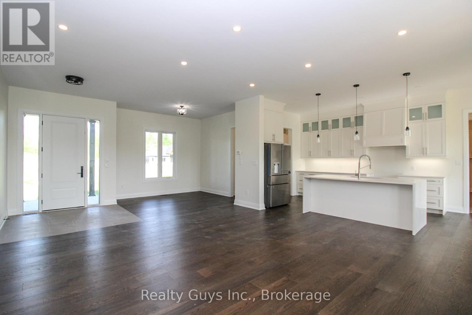 2429 (lot 17) Gwendolyn Court Property Photo 6
