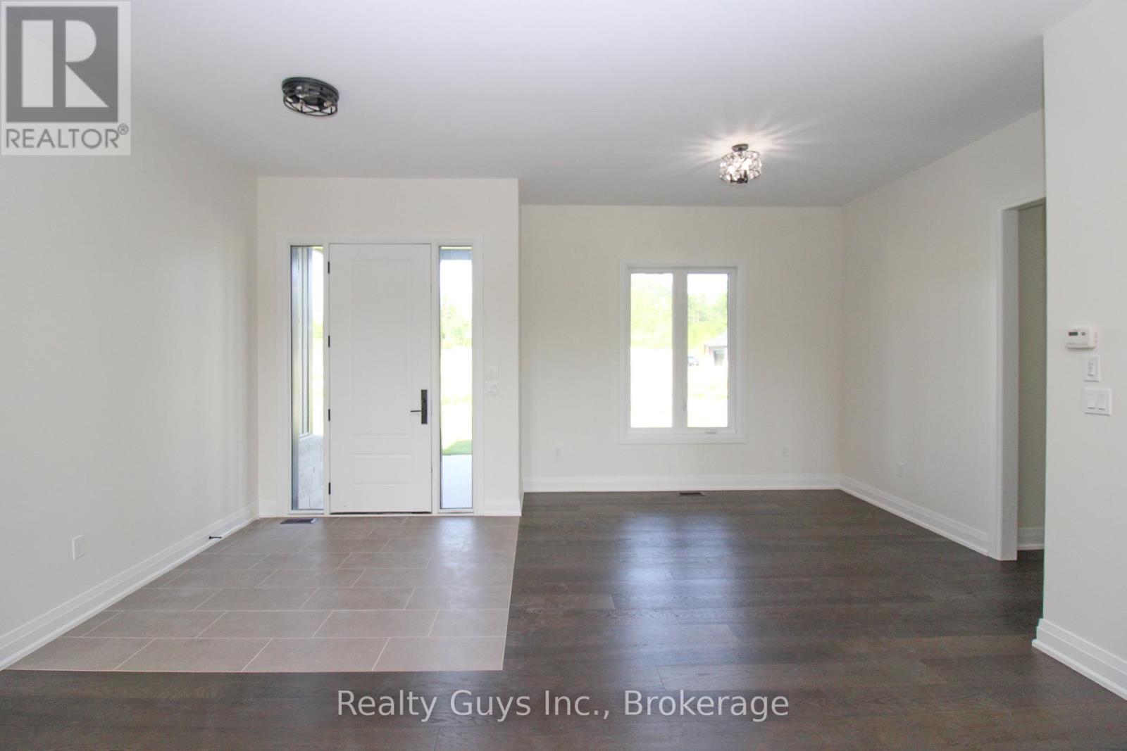2429 (lot 17) Gwendolyn Court Property Photo 7