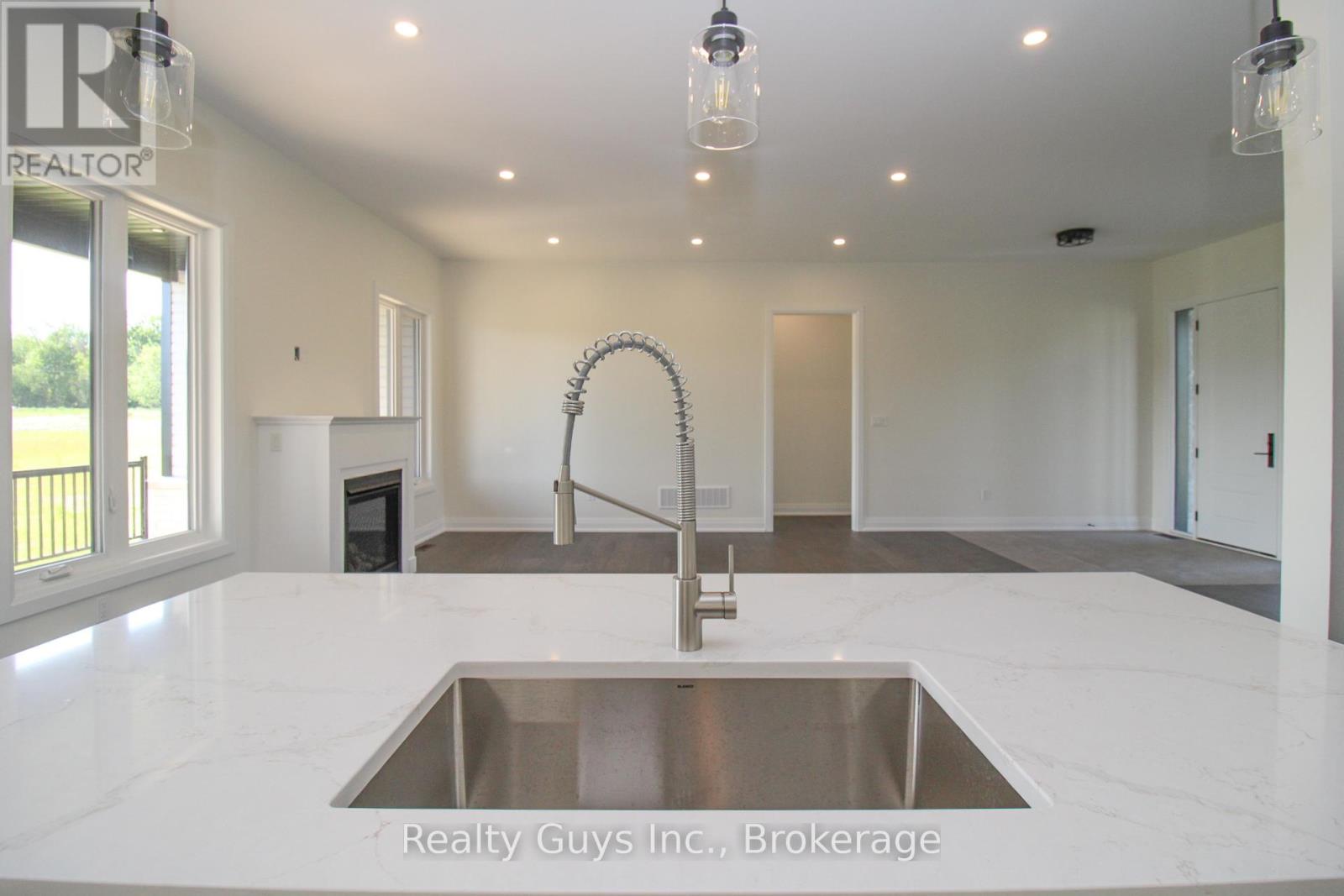 2429 (lot 17) Gwendolyn Court Property Photo 8