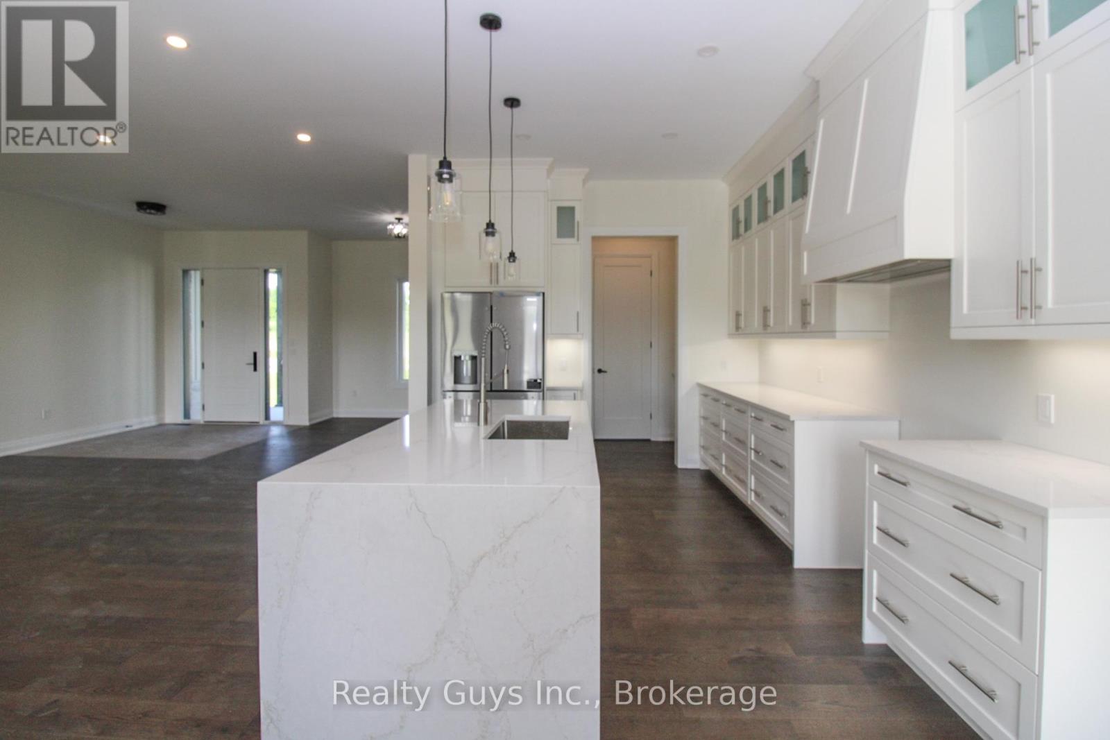 2429 (lot 17) Gwendolyn Court Property Photo 13