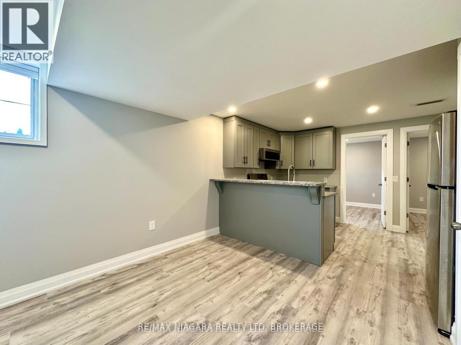 Lower - 39 Grove Avenue Property Photo 2