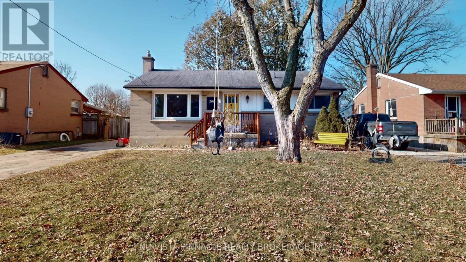 261 Winnipeg Street Property Photo 1