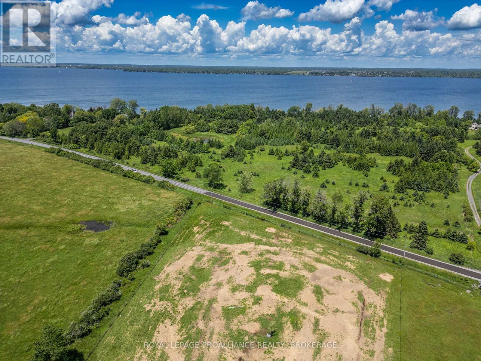 Pt Lt 18-19 Front Road Property Photo 1