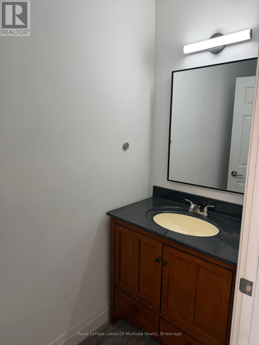 B - 193 Ontario Street Property Photo 6