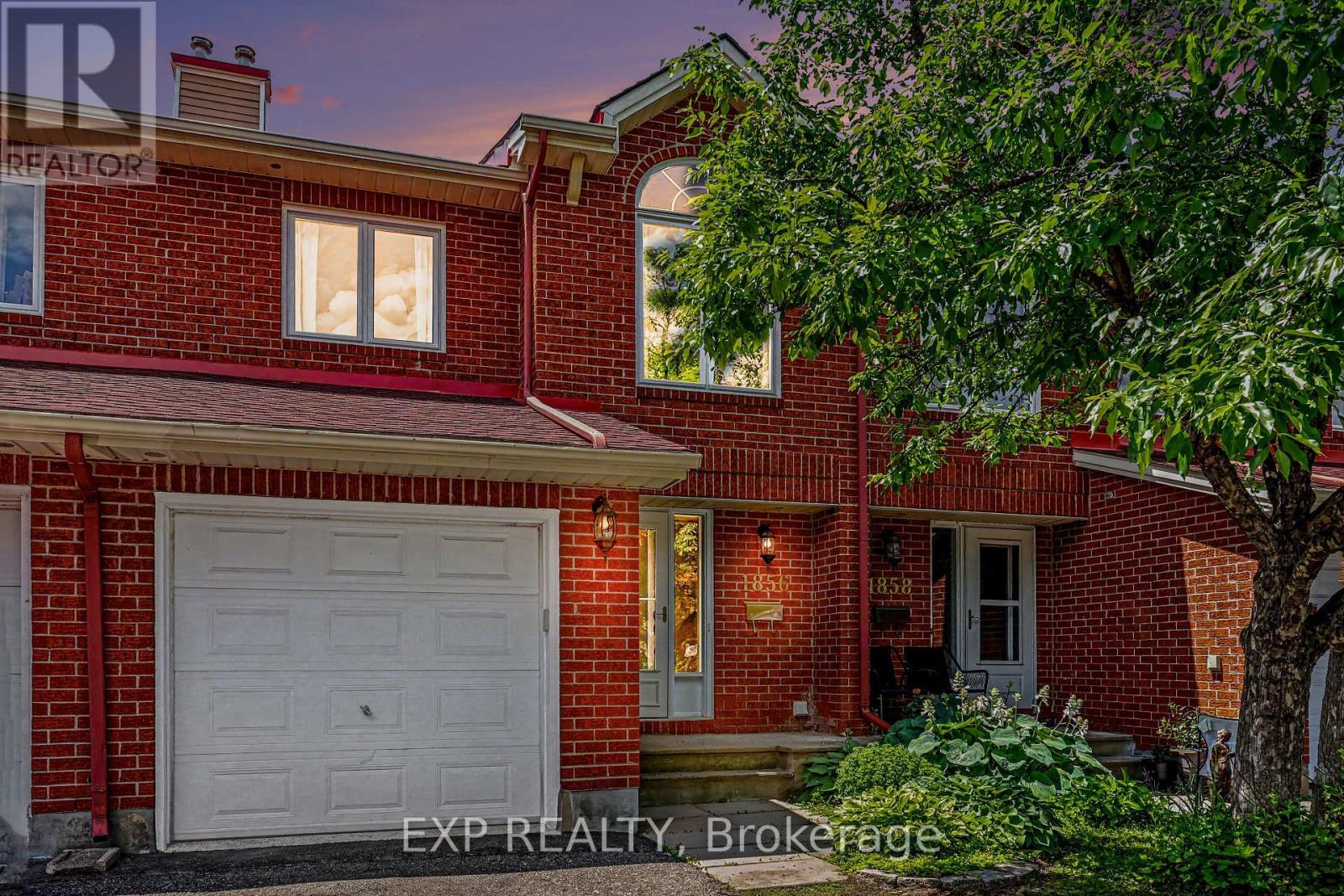 1856 Summerfields Crescent Property Photo 1