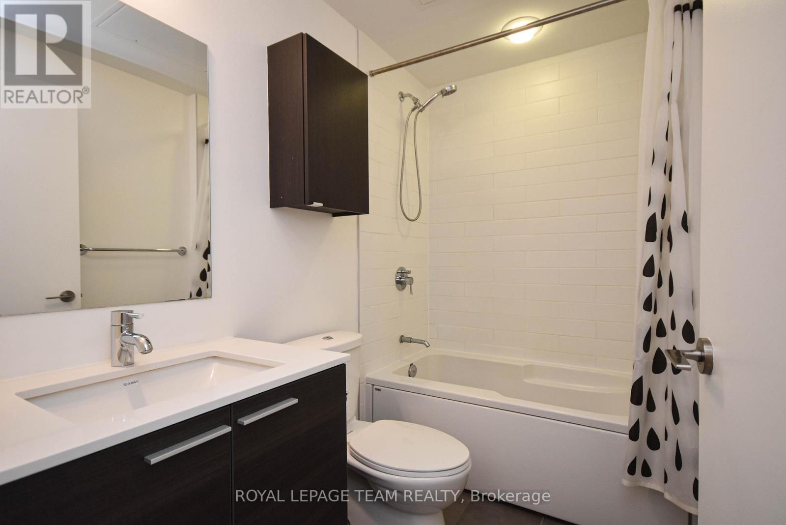 726 - 349 Mcleod Street Property Photo 22