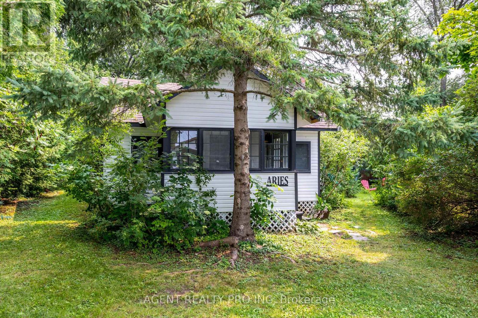 21 Oriole Road Property Photo 7