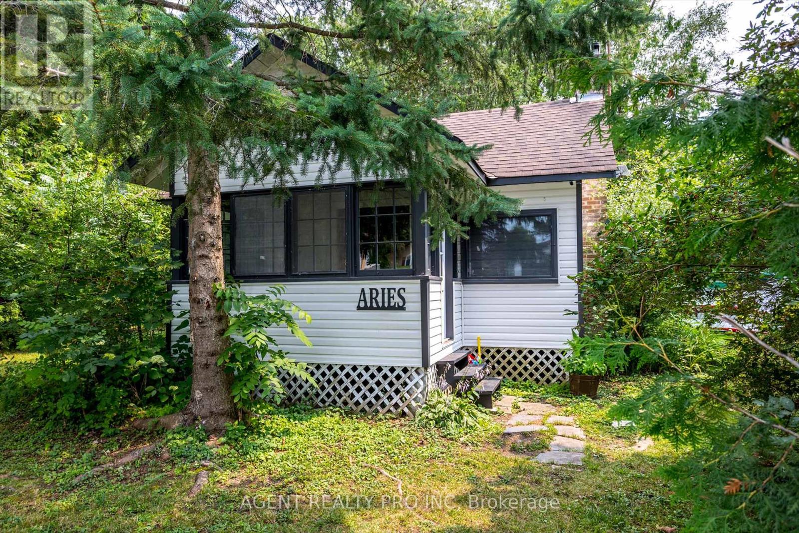 21 Oriole Road Property Photo 8