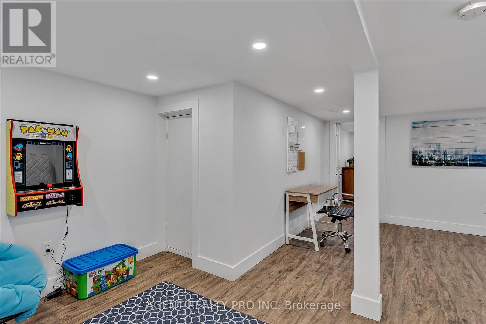 21 Oriole Road Property Photo 28
