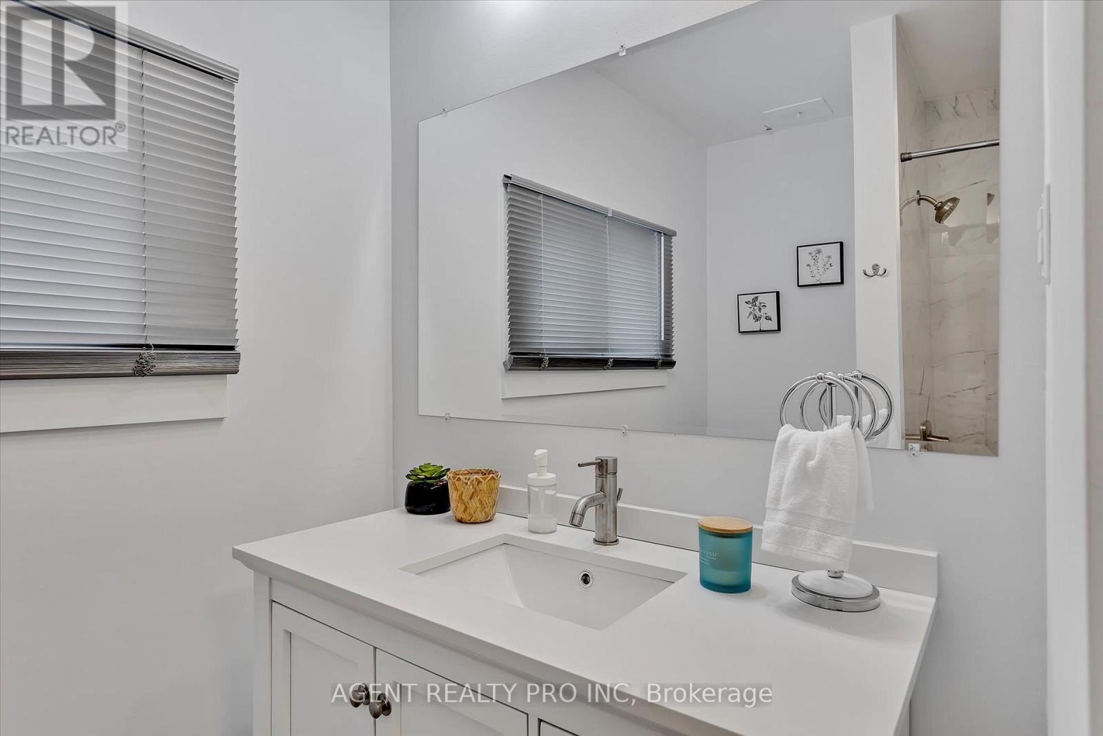 21 Oriole Road Property Photo 32
