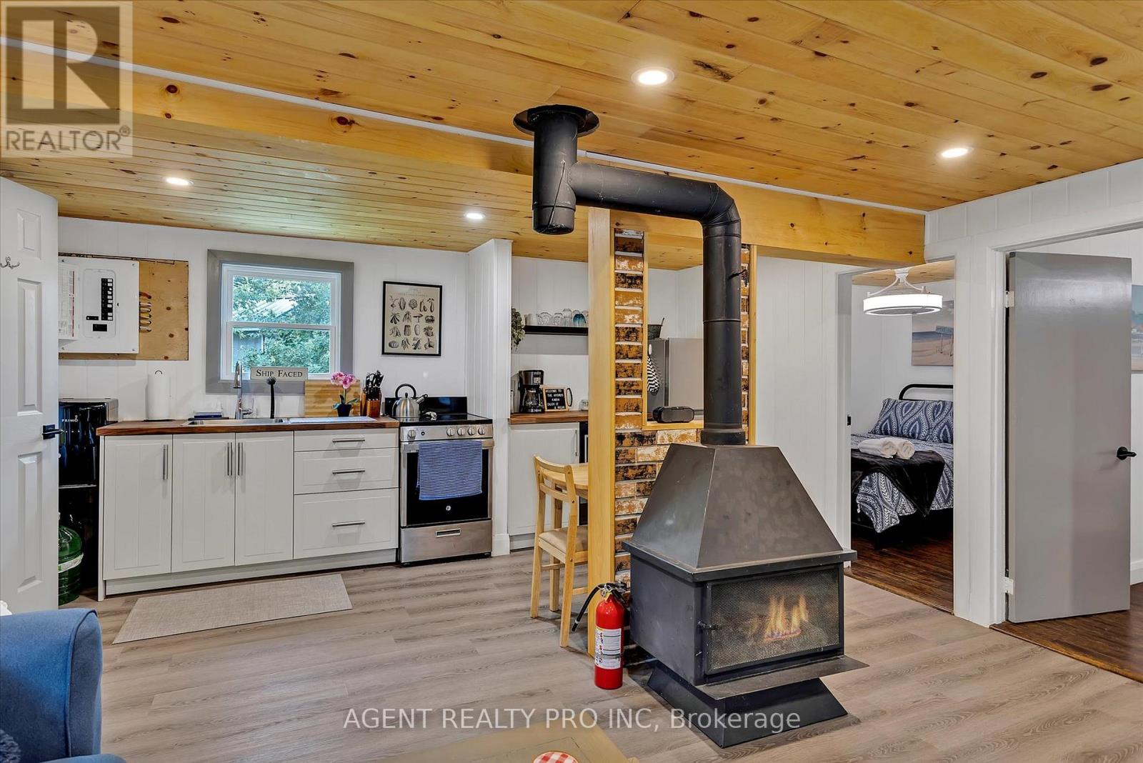 21 Oriole Road Property Photo 42