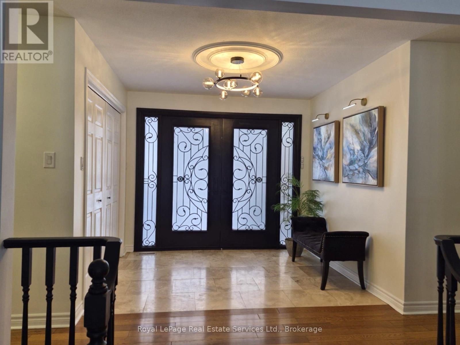 184 Dundas Street E Property Photo 7