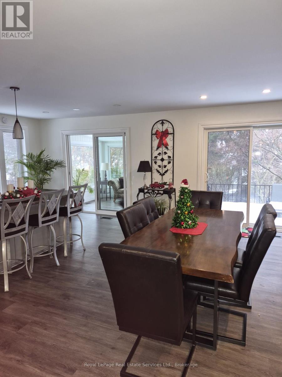 184 Dundas Street E Property Photo 13