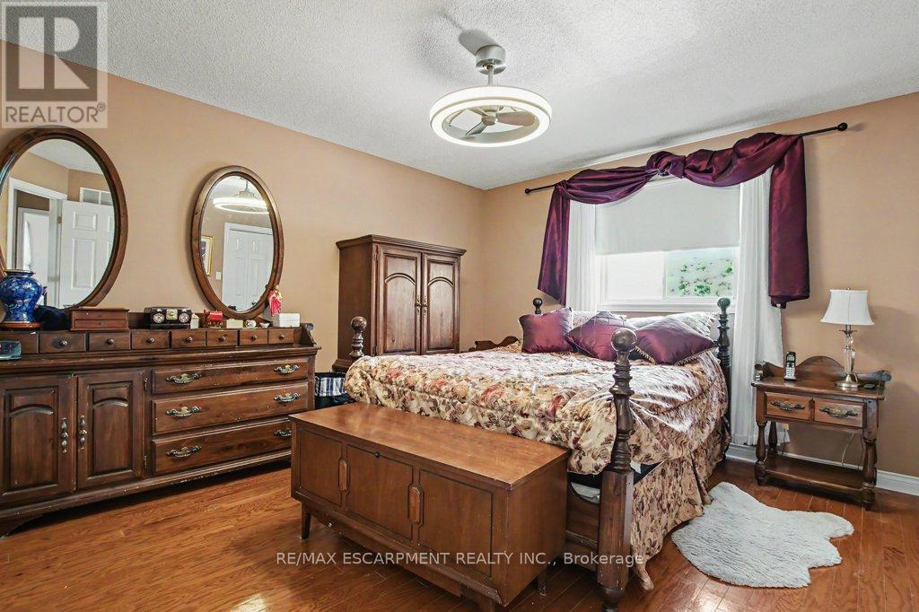 6 Theodore Drive Property Photo 14