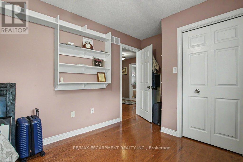 6 Theodore Drive Property Photo 20