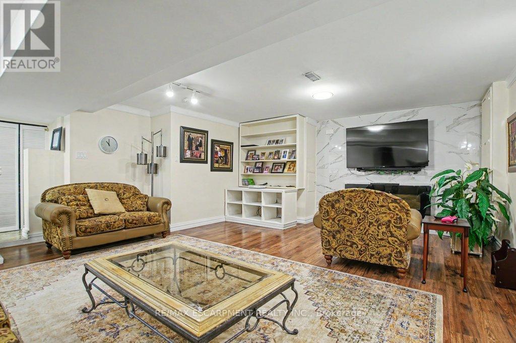6 Theodore Drive Property Photo 29