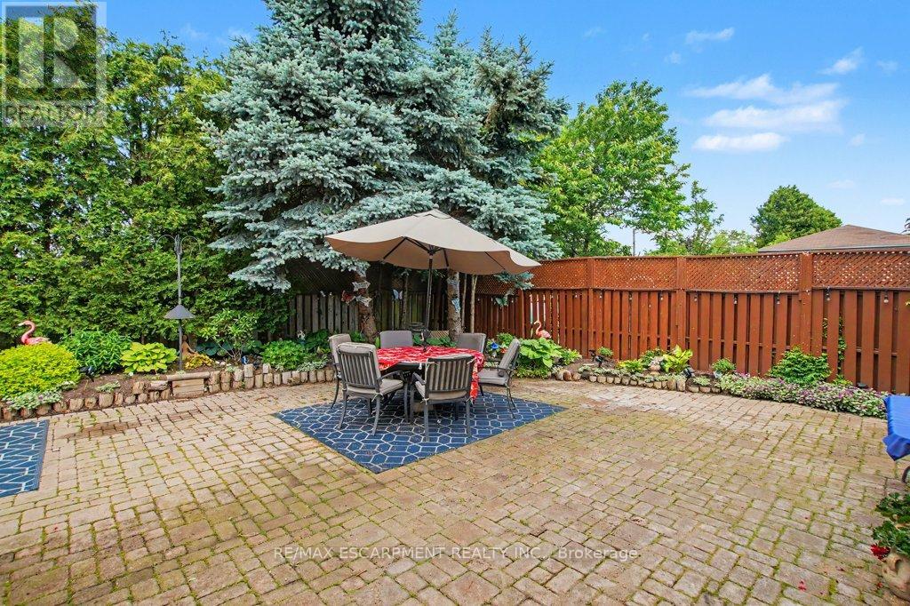 6 Theodore Drive Property Photo 37